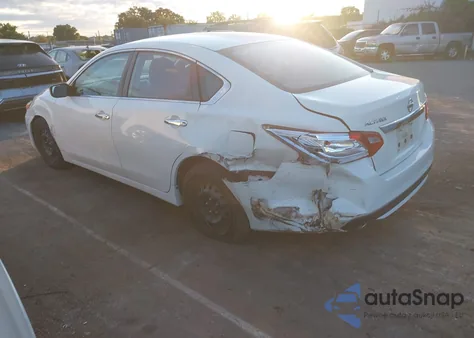 2016 Nissan Altima 2.5/S/Sv/Sl/Sr z USA, uszkodzony, nr VIN 1N4AL3AP7GC227953